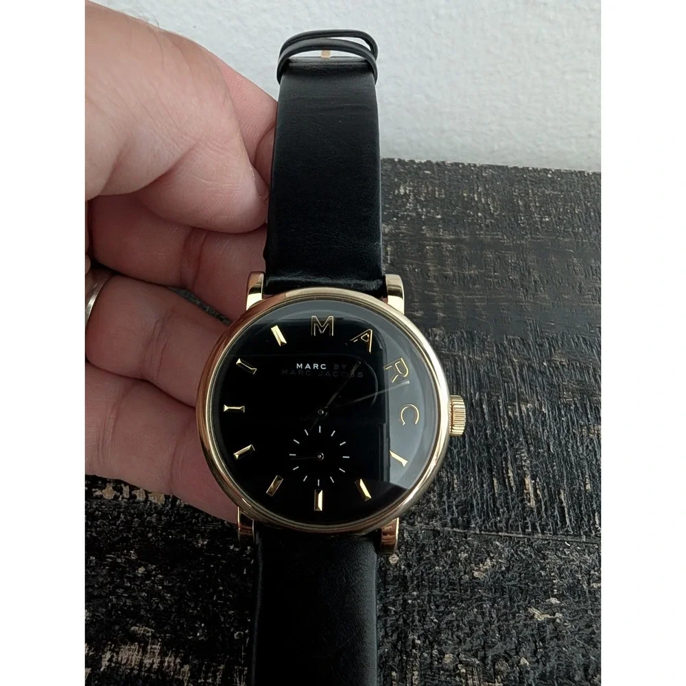 Marc Jacobs MBM1269 Black & Gold Watch Wristwatch Works, Beautiful & New Battery